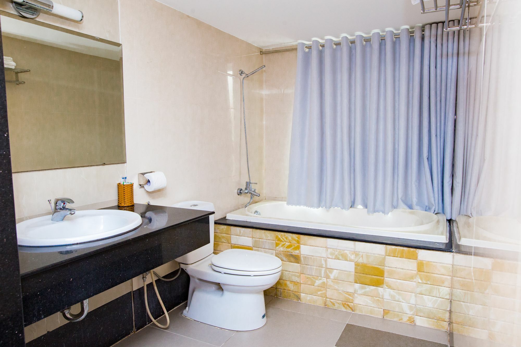 Oyo 169 New Hotel โฮจิมินห์ซิตี้ ภายนอก รูปภาพ